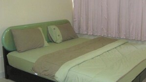 Zimmer, 1 Schlafzimmer, Stadtblick