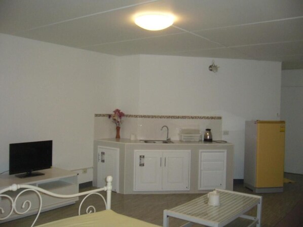 Room, 1 Bedroom | Room amenity - Room-chan Kim Don Mueang Guest House Tri (Pak Kret)