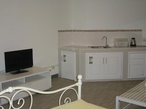 Room, 1 Bedroom | Room amenity - Room-chan Kim Don Mueang Guest House Tri (Pak Kret)