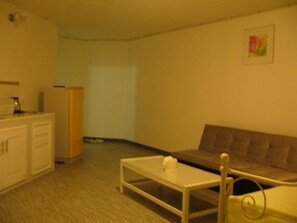 Room, 1 Bedroom | Living area - Room-chan Kim Don Mueang Guest House Tri (Pak Kret)