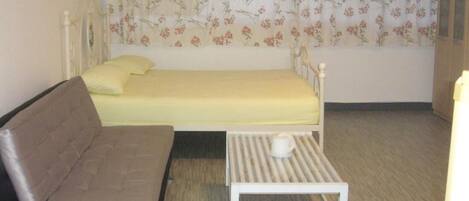 1 bedroom