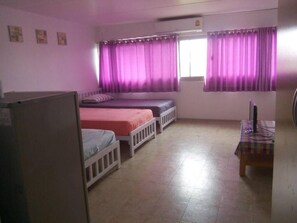 1 bedroom - Room-thailand Taxi&apartment Hostel (Pak Kret)