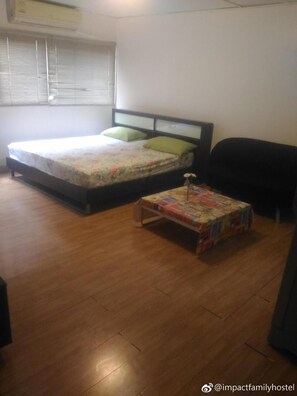 1 bedroom, WiFi - Room-thailand Taxi & Apartment Hostel (Pak Kret)