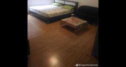 Room in Apartment - Thailand Taxi & Apartment Hostel