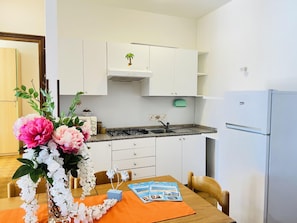 Apartment, 1 Schlafzimmer, Balkon, Stadtblick | Innenbereich