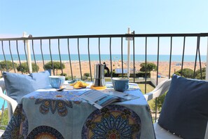 Apartment, 2 Bedrooms, Balcony, Ocean View | Balcony
