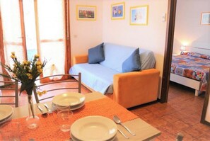 2 bedrooms - Cozy Place Near the Beach (San Michele al Tagliamento)