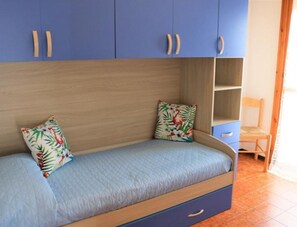 Apartment, 2 Schlafzimmer, Balkon, Stadtblick | 3 Schlafzimmer