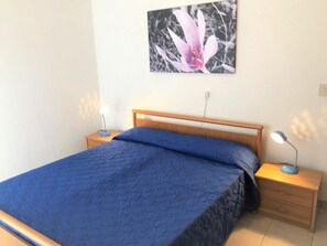 Appartamento, 2 camere da letto, balcone | 3 camere, Wi-Fi