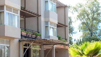 Room, 1 Bedroom, Accessible, Smoking | Front of property