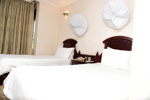 1 bedroom, bed sheets - Room in B&B - You Will Have a Wonderful Experience Wail Stay in This Twin Room (Kigali)