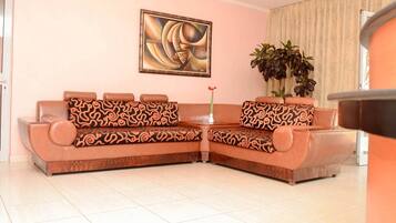 Room, 1 Bedroom, Accessible, Smoking | Interior