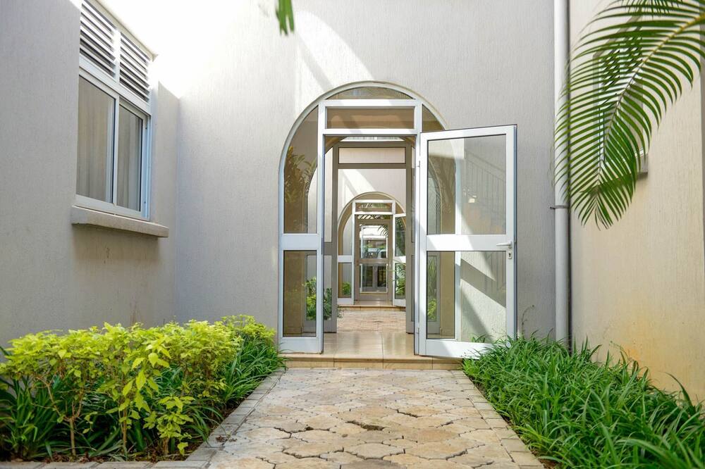 Room in Apartment - Have a Wonderful Stay in Your Junior Suite Wail in Kigali