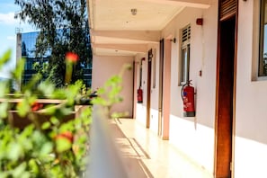Hallway - Room-nobilis Senior Suite a Very Good ch (Kigali)