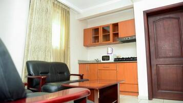 Habitación, 1 habitación, con acceso para personas discapacitadas, para fumadores | Interior