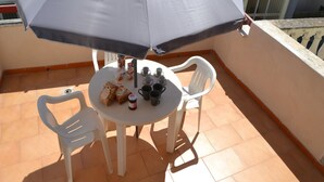 Unclassified image, 4 of 41, button - Charming Holiday Home Near The Beach With A Terrace Parking Available, Pets (Melendugno)