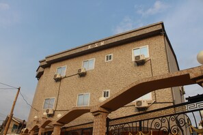 Front of property - Hotel Appartement Ksw Standard (Douala)