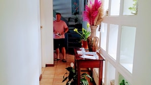 Unclassified image, 4 of 30, button - Room in Guest Room - Zagorskis Bed and Breakfast - Deluxe Room (Cape Town)