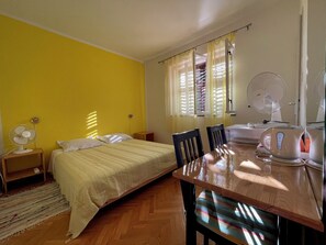 Quarto, 1 quarto, vista para o jardim | 1 quarto