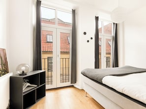 Apartment, 4 Bedrooms, City View | 4 bedrooms, WiFi - Leaves 3 - Pleasant 4-bdr Apt in Central Copenhagen (Copenhagen)