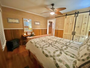 2 bedrooms, iron/ironing board, travel crib, free WiFi