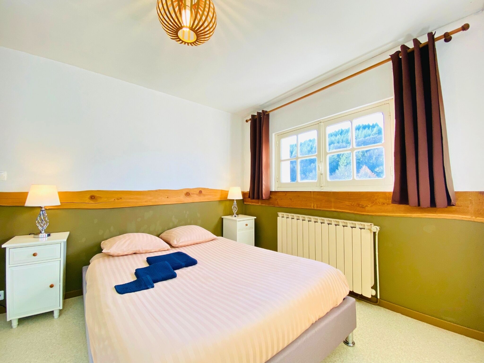 2 chambres, Wi-Fi gratuit, draps fournis