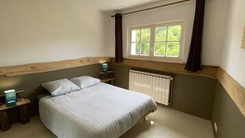 2 chambres, Wi-Fi gratuit, draps fournis