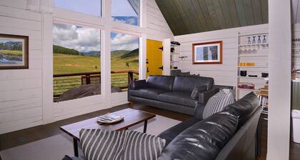 Top of the World, Renovated 3 BR, VIEWS!