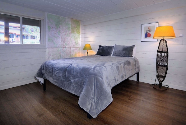 3 bedrooms, travel cot, WiFi, bed sheets - Top of the World, Renovated 3 BR, VIEWS! (Crested Butte)