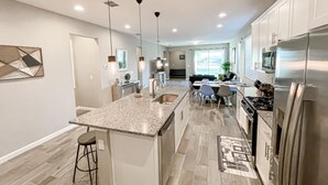 House, 5 Bedrooms | Private kitchen - Villa Verano - 310 Casa Verano by Fairytale VR (Davenport)