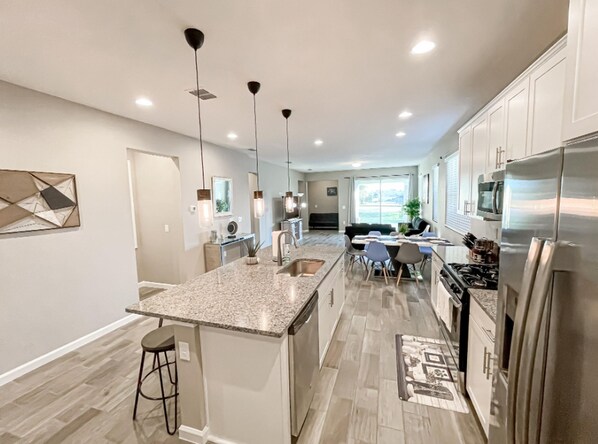 Talo, 5 makuuhuonetta | Yksityinen keittiö