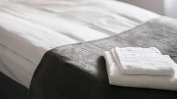 免费 WiFi、床单