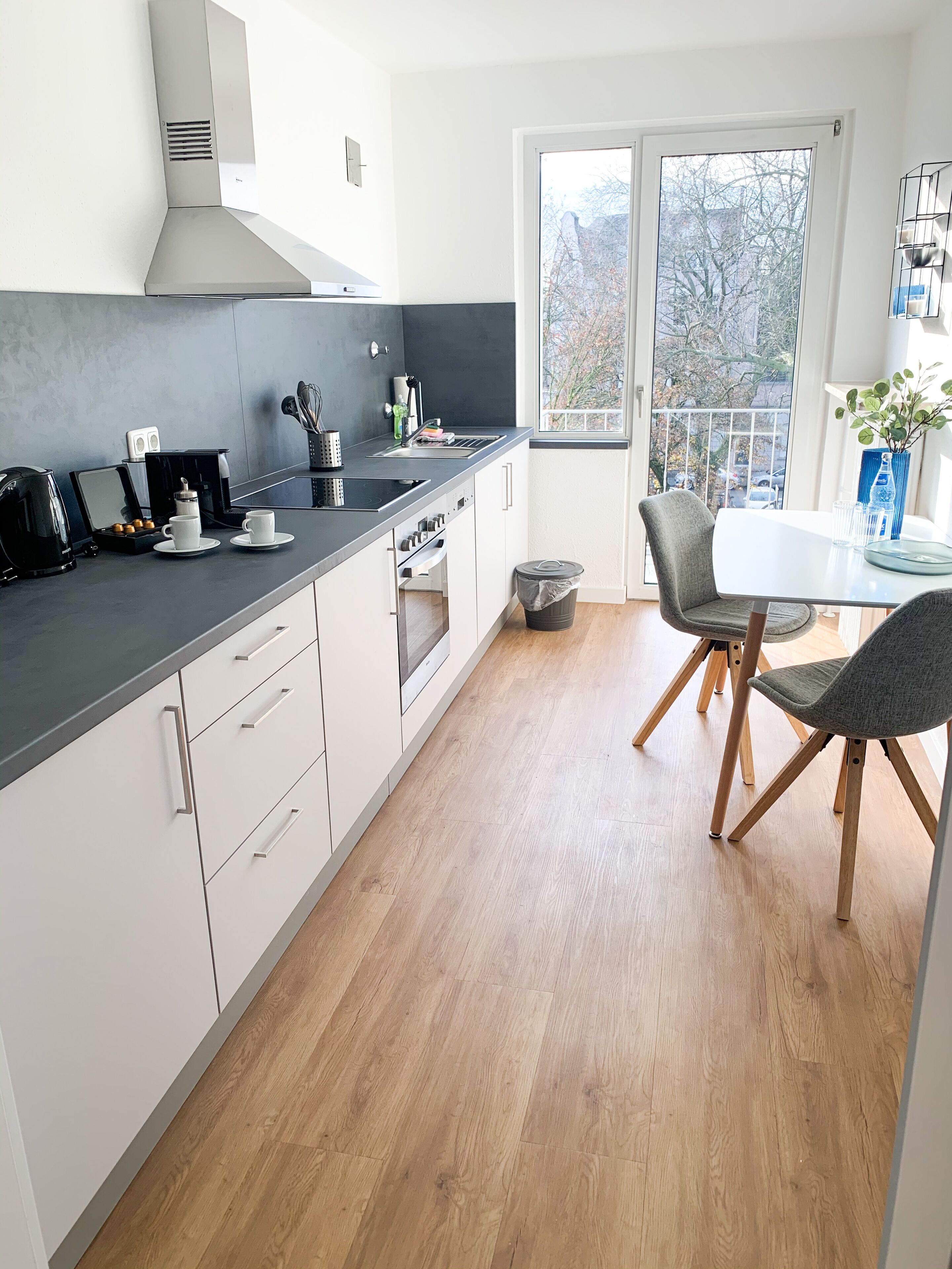 Căn hộ Premium | Bếp riêng | Tủ lạnh, lò nướng, bếp nấu, dụng cụ pha espresso 