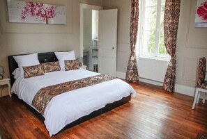 2 Schlafzimmer, Bügeleisen/Bügelbrett, WLAN