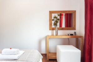 2 bedrooms, iron/ironing board, free WiFi, bed sheets - 2-Bedroom Apartment with Pool and Sea / Ria Formosa View (Fuseta)