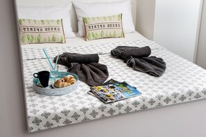 1 室のベッドルーム、セーフティボックス (室内)、アイロン / アイロン台、WiFi (無料)