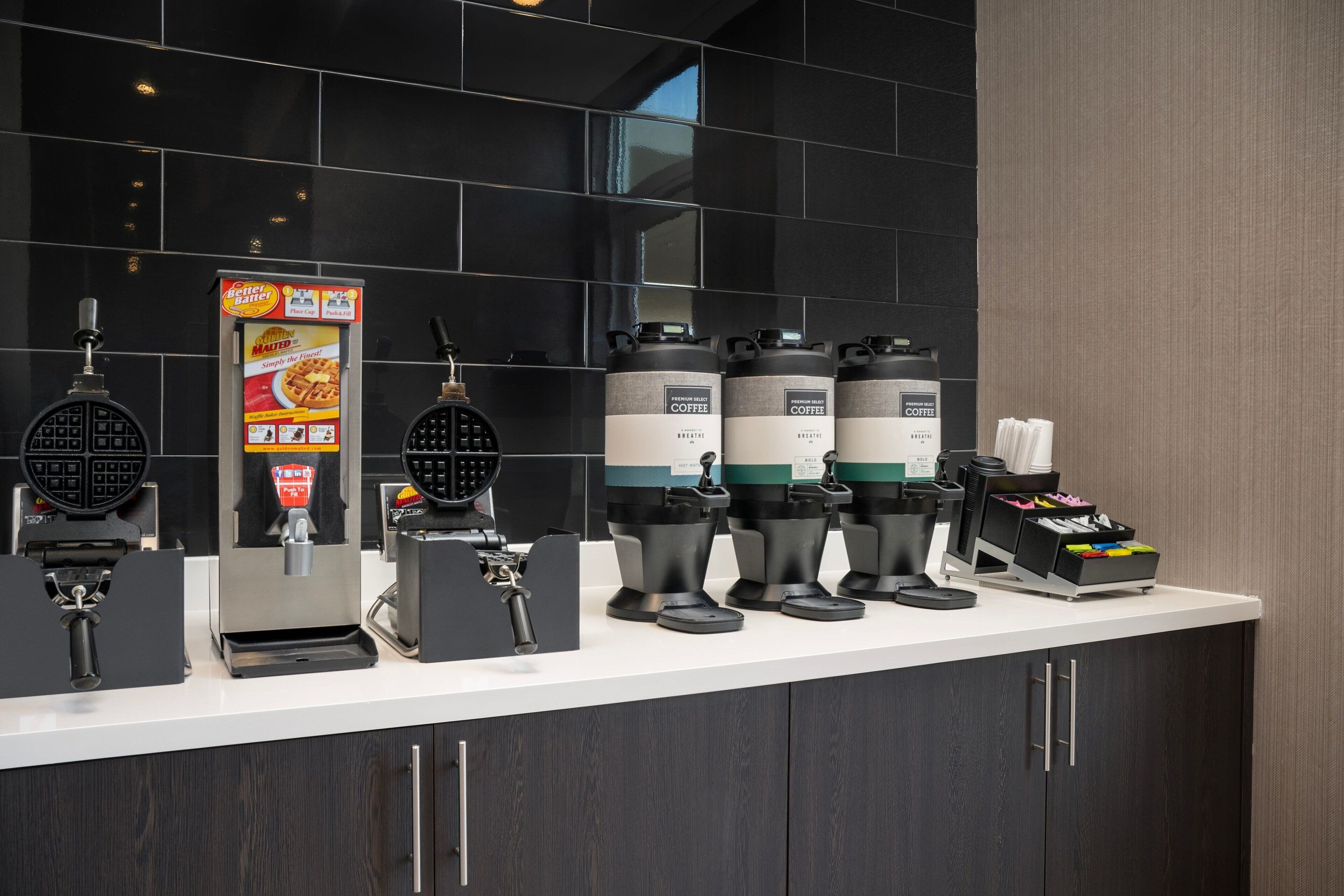 free continental breakfast