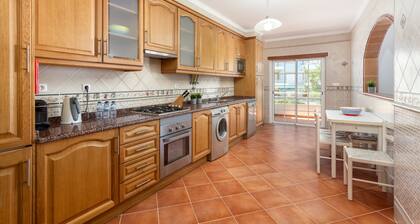 Luxury 2-Bedroom Apartment in the Centre of Olhão