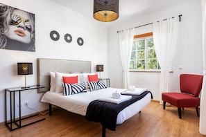 2 chambres, fer et planche Ă repasser, Wi-Fi gratuit, draps fournis
