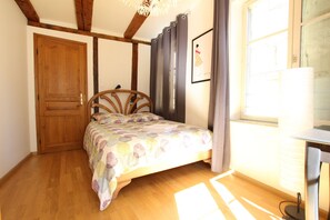1 quarto, quartos à prova de som, roupa de cama