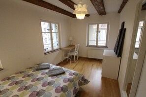 1 chambre, Wi-Fi gratuit, draps fournis