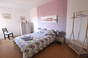 2 slaapkamers, gratis wifi, beddengoed, rolstoeltoegankelijk