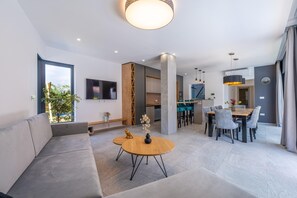 Smart TV - Villa Tiki with pool heating inclusive (Medulin)