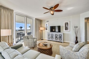 Smart TV - 🌊Ground Floor | Beach Front | Upscale + Disc. Beach Service-Beach Blessing🌊 (Destin)