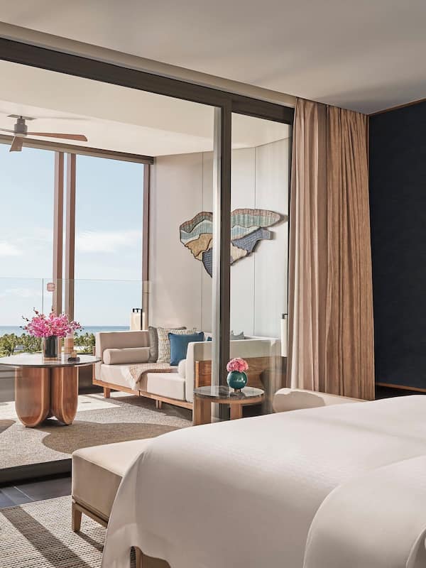 1 bedroom, free minibar, in-room safe, desk