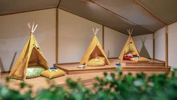 Children’s play area – indoor
