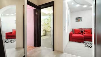 Comfort Apartment | 2 bedrooms, desk, iron/ironing board, free WiFi