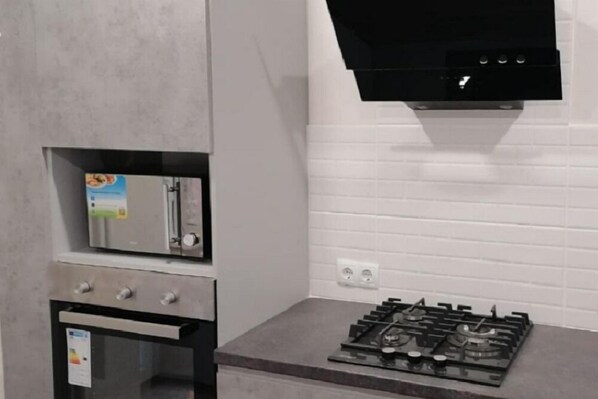 Standard Apartment | 2 bedrooms, laptop workspace, iron/ironing board, free WiFi