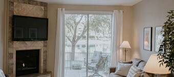 Waterfront Mesa Gilbert First Floor Gated Condo Golf Updated Clean Quiet