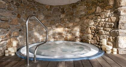 Casa do Cebro House with private pool and jacuzzi